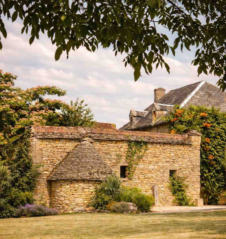 Horno de pan de piedra